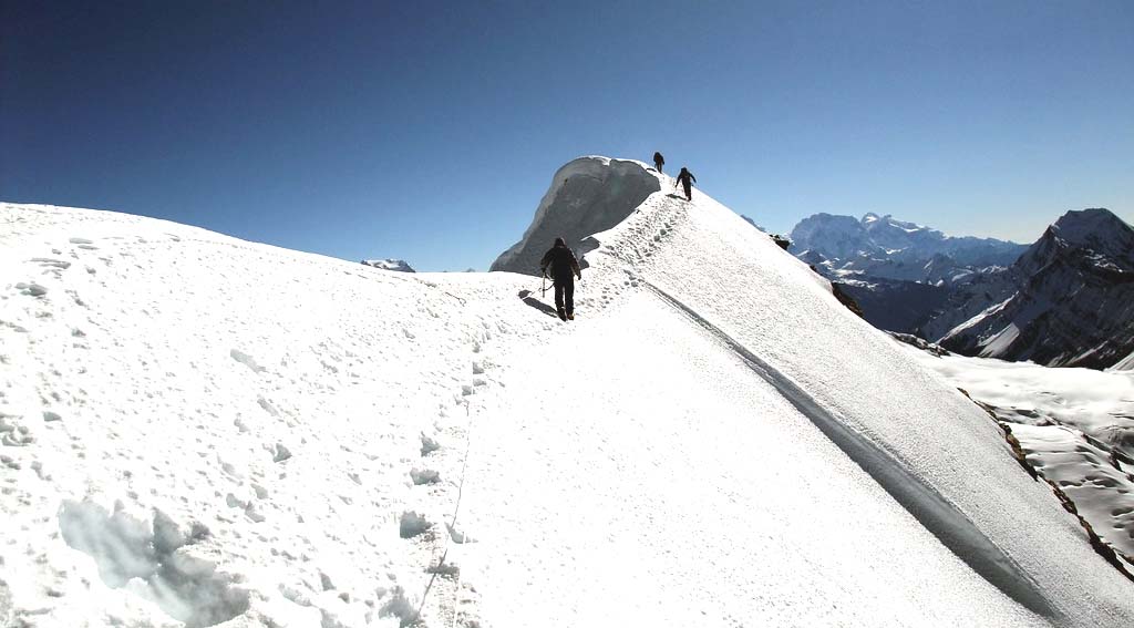 Chulu Far East Peak 